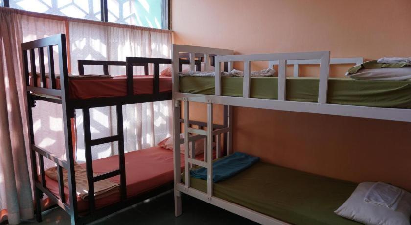בנגקוק Oyo 730 Meedee Hostel מראה חיצוני תמונה